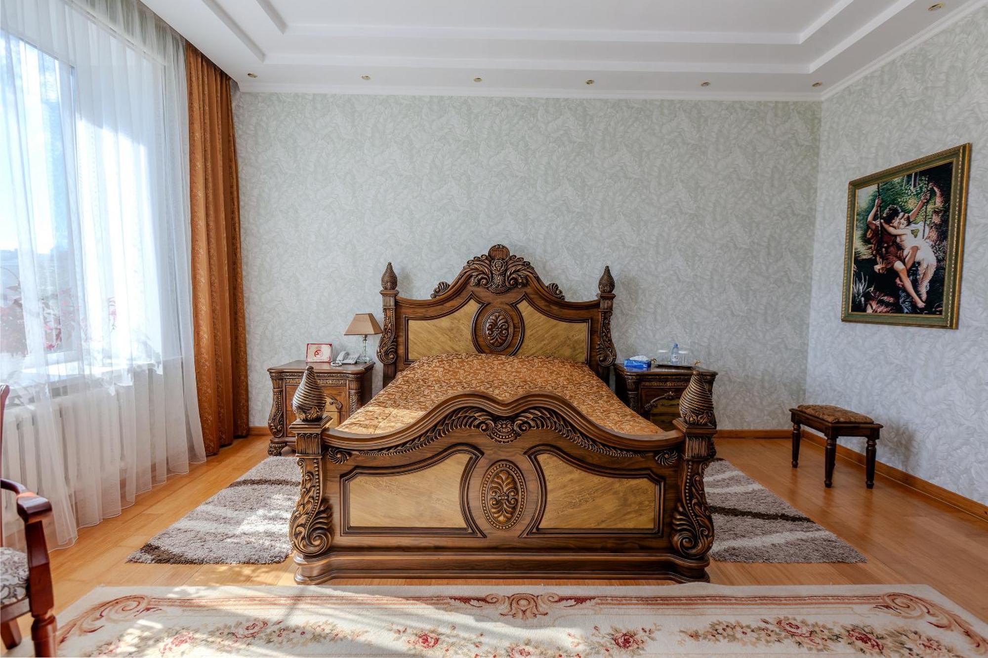 Respect Hotel Павлодар Екстериор снимка